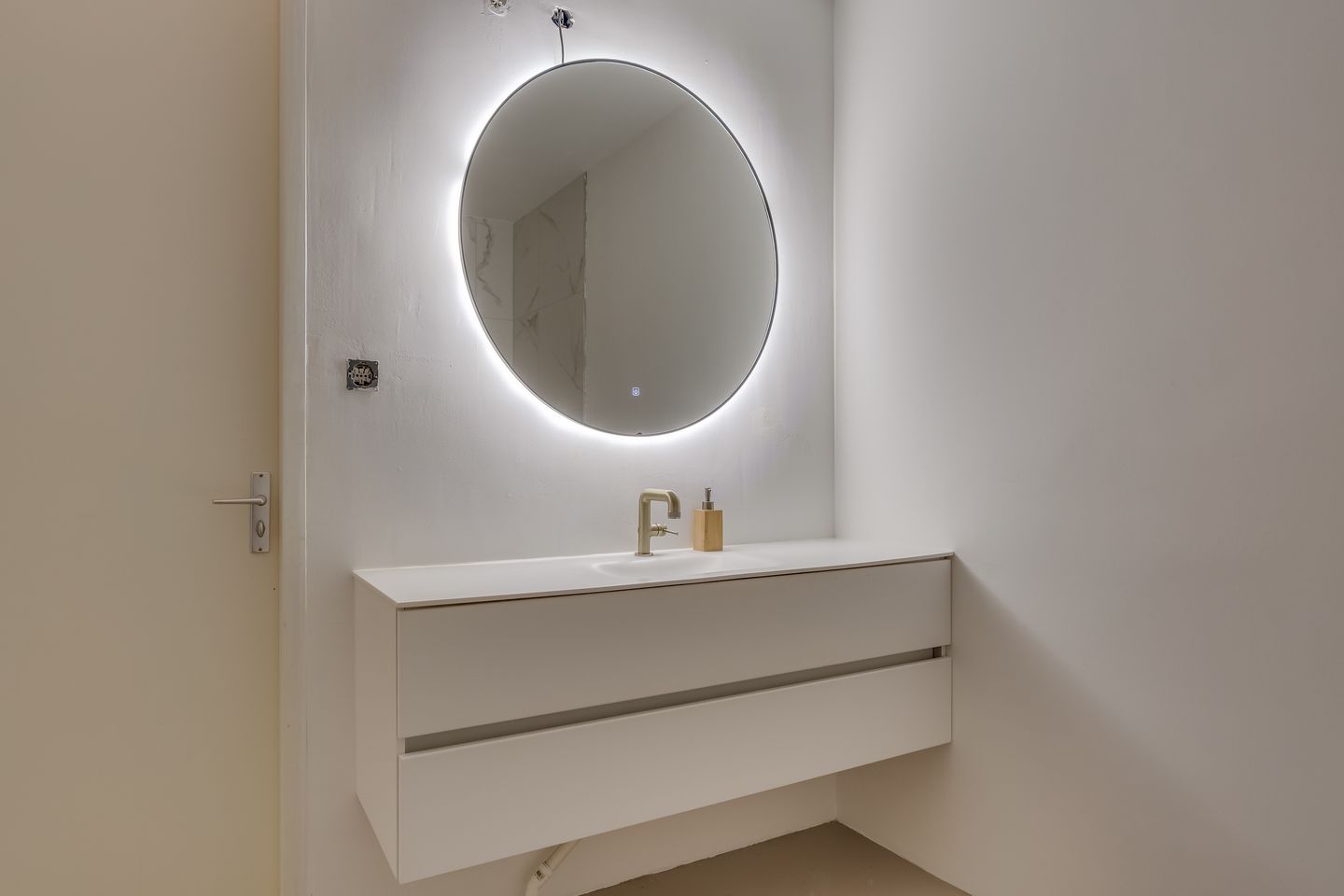 Foto 35 van Paleismuur 56