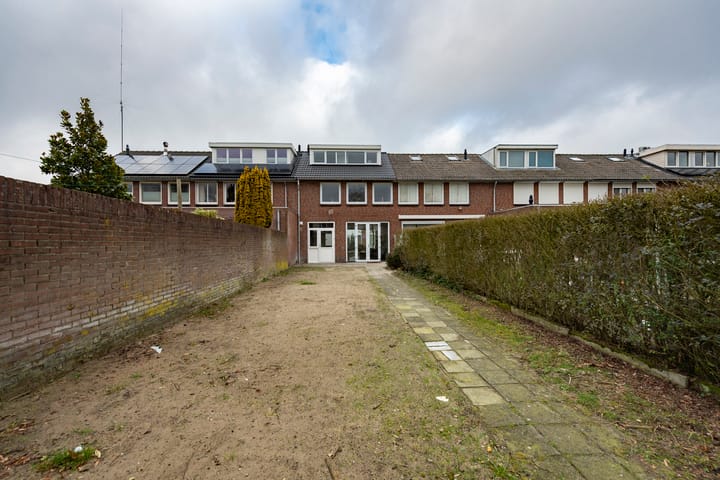 Photo 31 of Karmelietenstraat 11