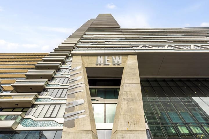 Foto 5 van Anna van Buerenplein 110