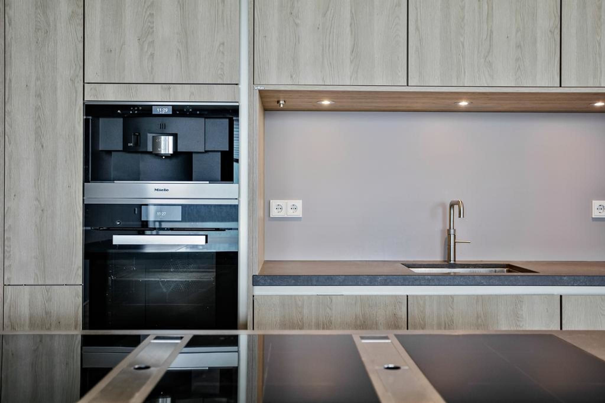 Foto 15 van Anna van Buerenplein 110