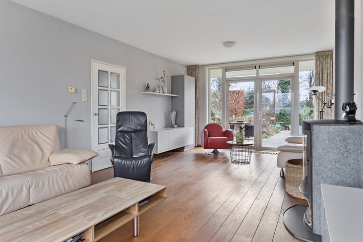 Foto 8 van Oosterscheldestraat 10