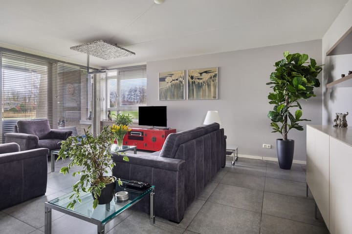 Photo 6 of Winter 19