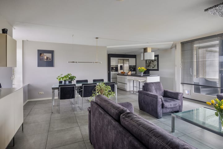 Photo 7 of Winter 19