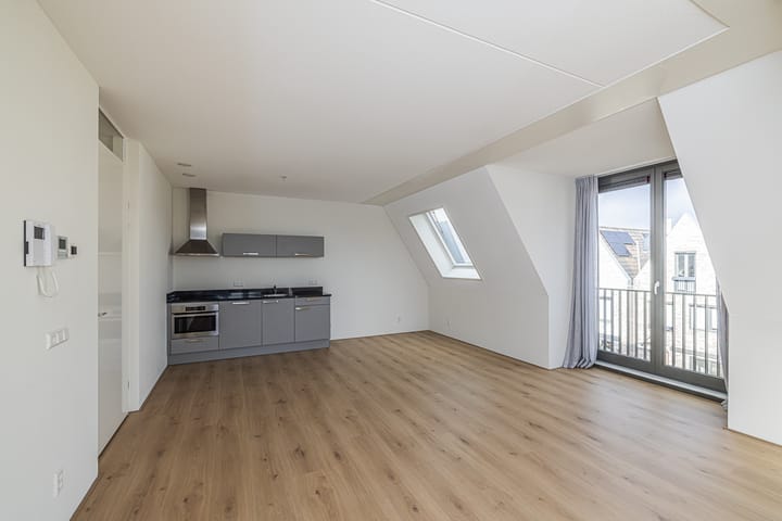 Foto 11 van Meeroever 87