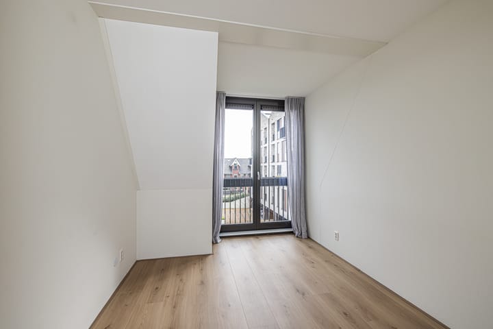 Foto 17 van Meeroever 87