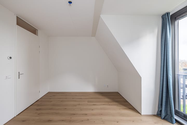 Foto 18 van Meeroever 87