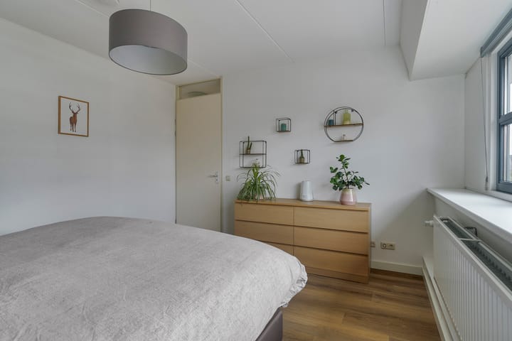 Foto 15 van Oostergosingel 12