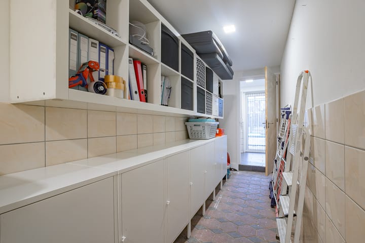 Foto 19 van Dr. Marga Klompéstraat 4