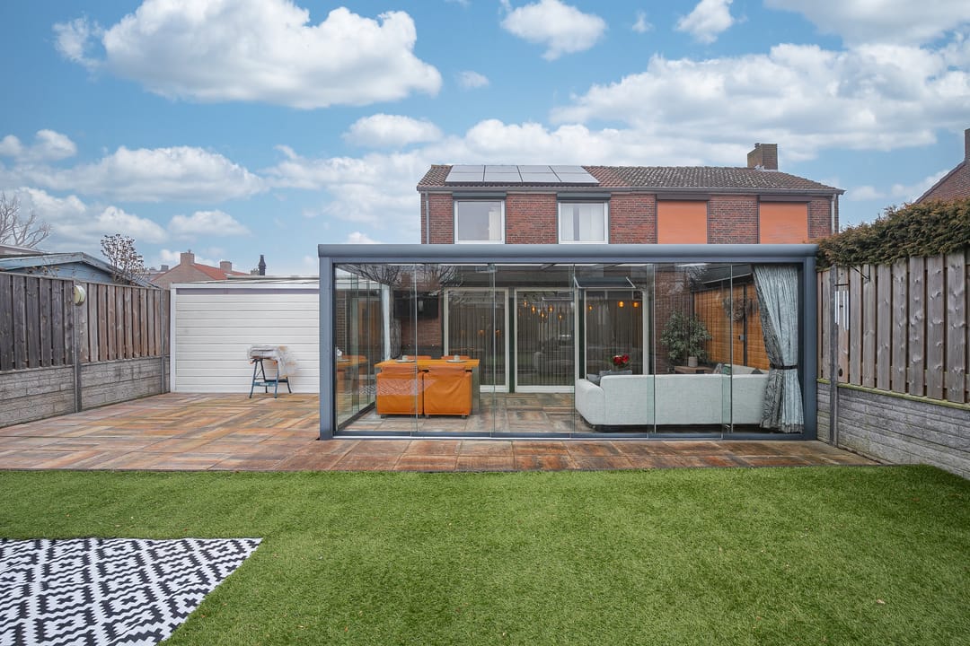 Photo 23 of Dr. Marga Klompéstraat 4