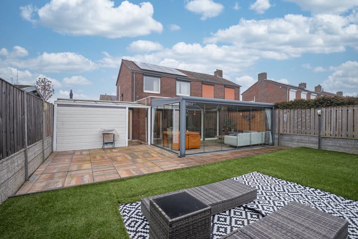 Foto 24 van Dr. Marga Klompéstraat 4