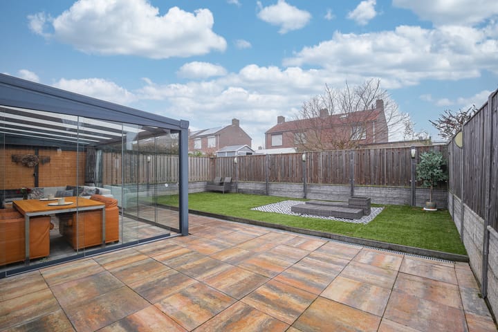 Foto 25 van Dr. Marga Klompéstraat 4