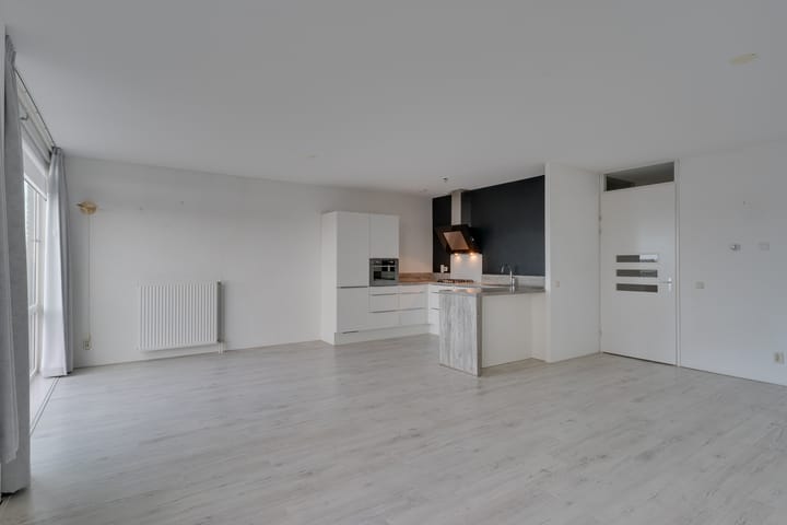 Foto 4 van van Eedenplein 122