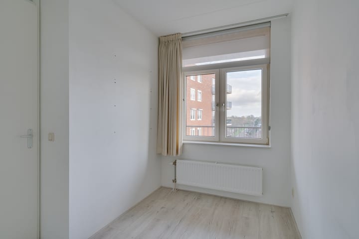 Foto 20 van van Eedenplein 122