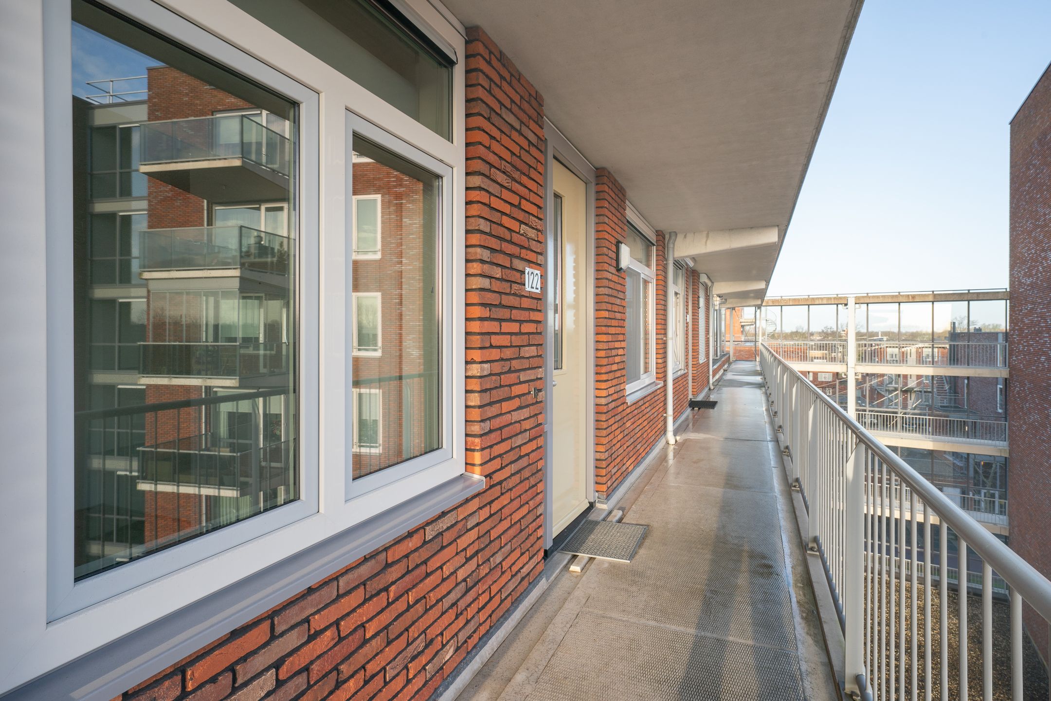 Foto 24 van van Eedenplein 122