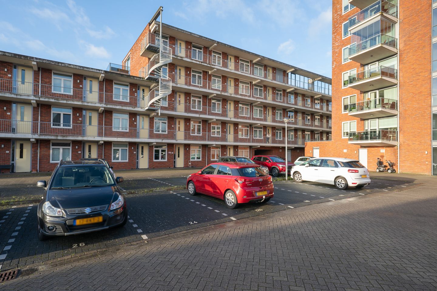 Foto 25 van van Eedenplein 122