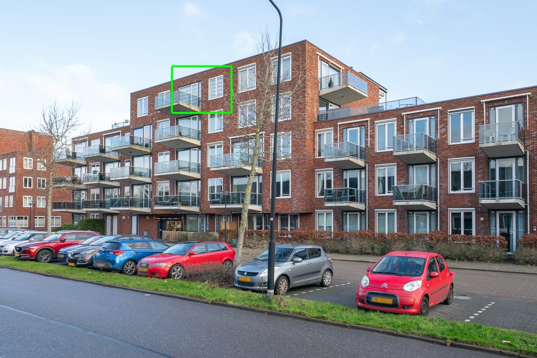 Foto 28 van van Eedenplein 122