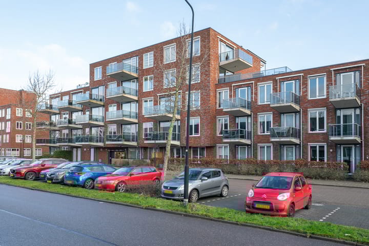 Foto 29 van van Eedenplein 122