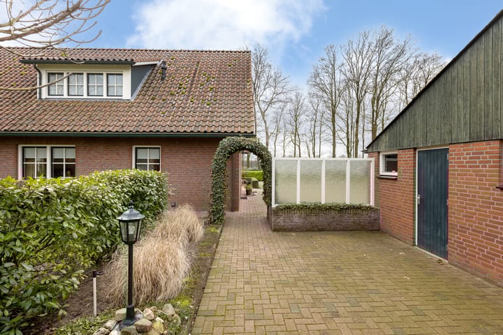 Photo 31 of Flipsweg 17