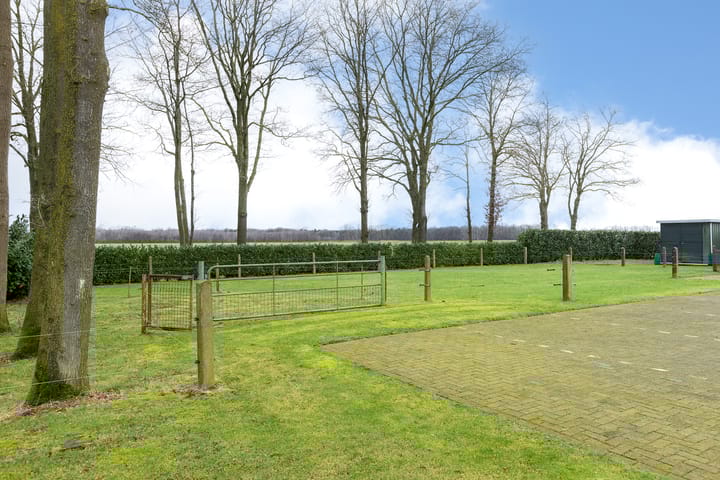 Photo 34 of Flipsweg 17