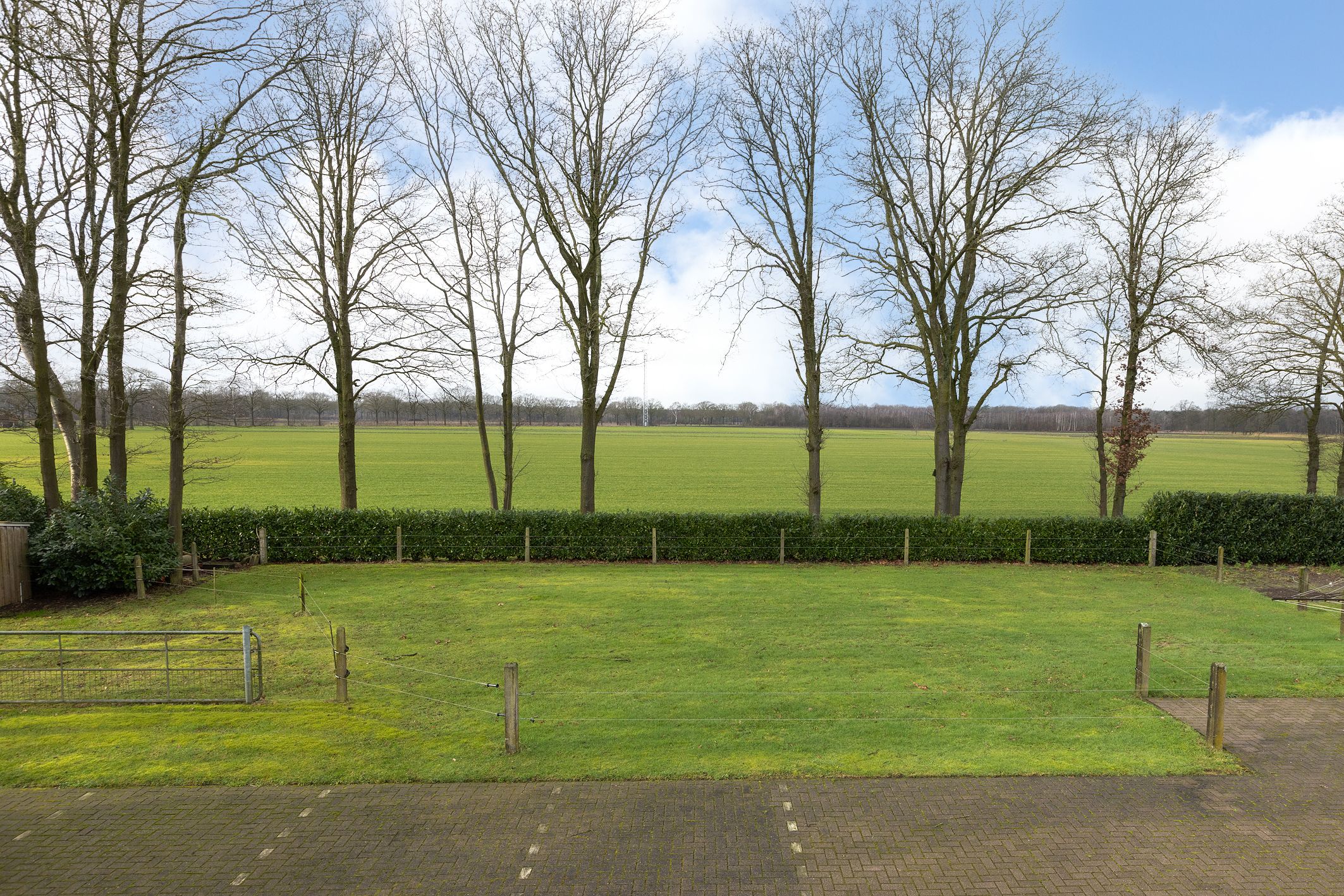 Photo 36 of Flipsweg 17