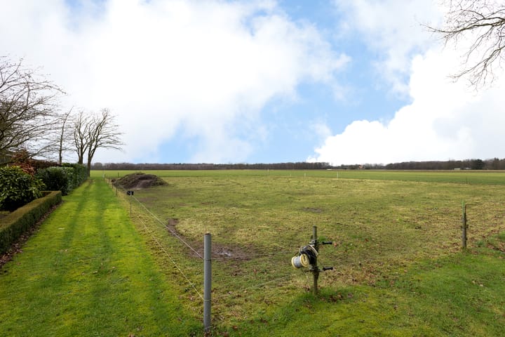 Photo 37 of Flipsweg 17