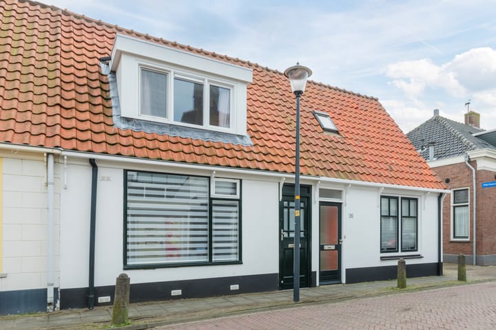 Foto 7 van Marinestraat 9