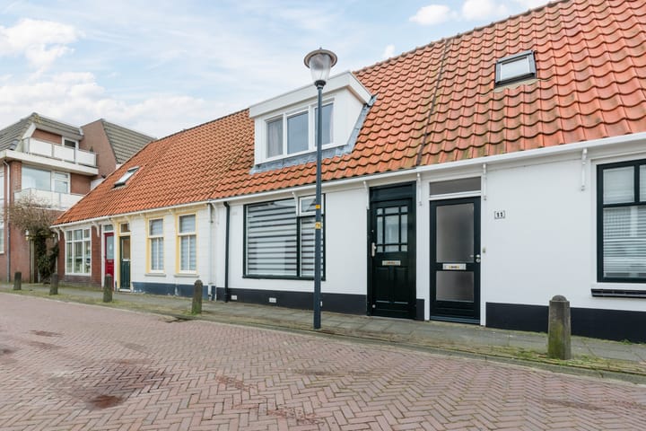 Foto 8 van Marinestraat 9