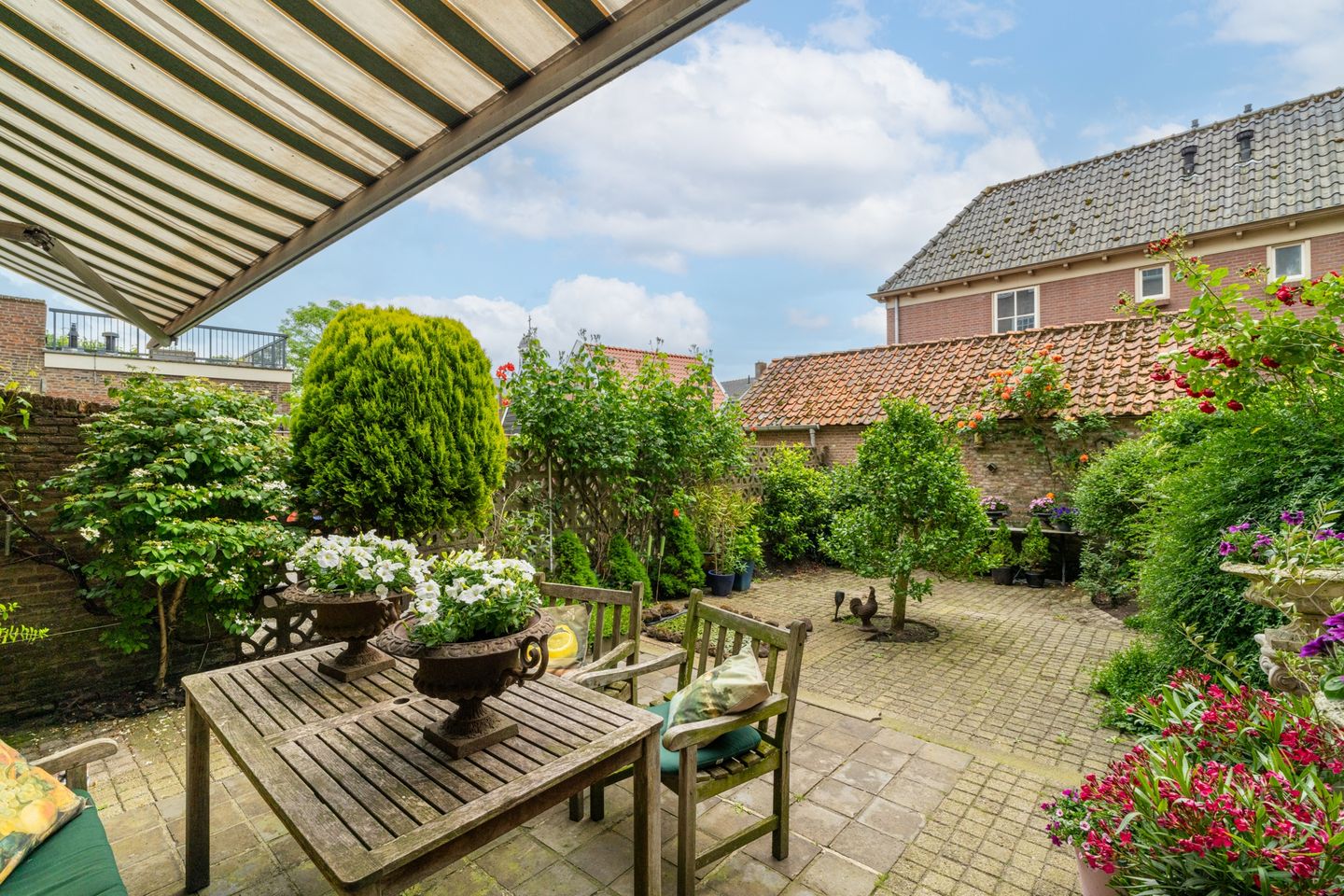 Foto 19 van Hoogstraat 10