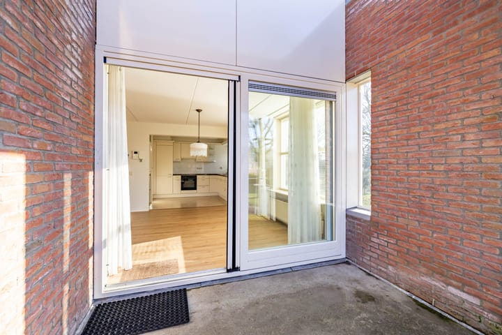 Foto 28 van Meeuwenlaan 15