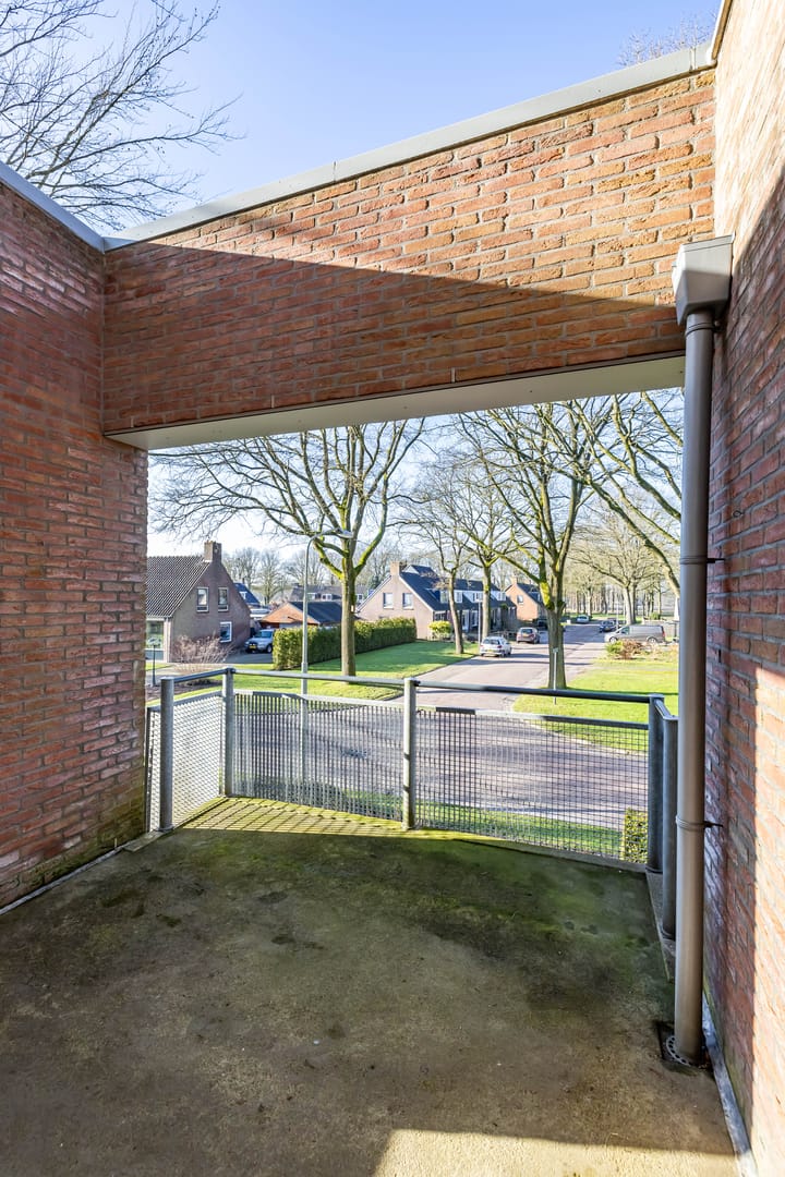 Foto 30 van Meeuwenlaan 15