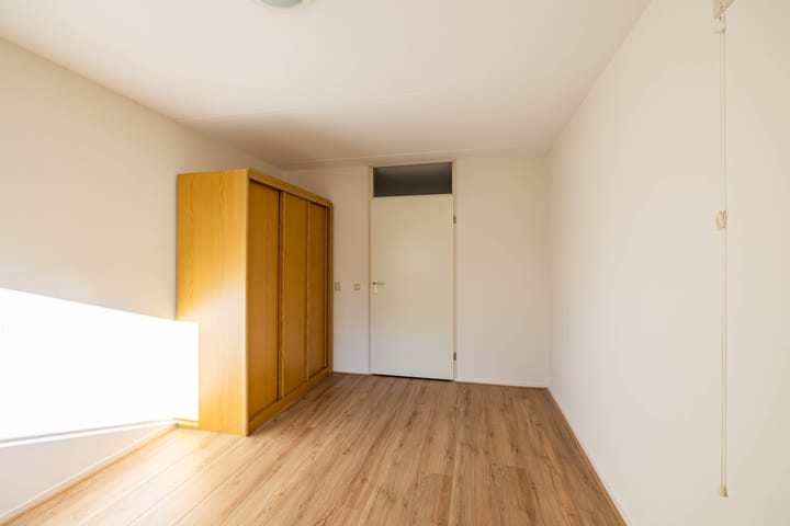 Foto 40 van Meeuwenlaan 15