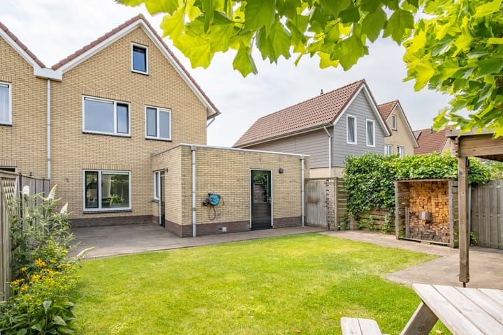 Foto 49 van Klaas Taekeslând 20