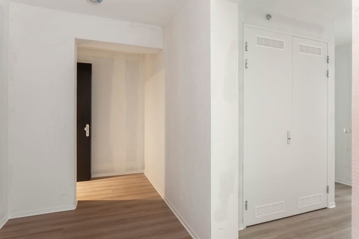 Photo 2 of Hertekade 293