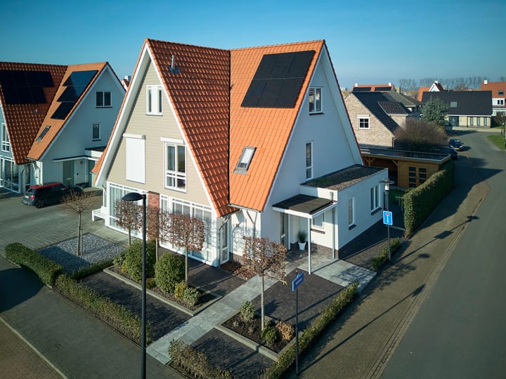 Foto 1 van Koninginnepage 15