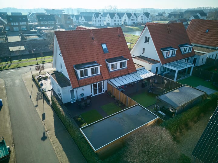 Foto 19 van Koninginnepage 15