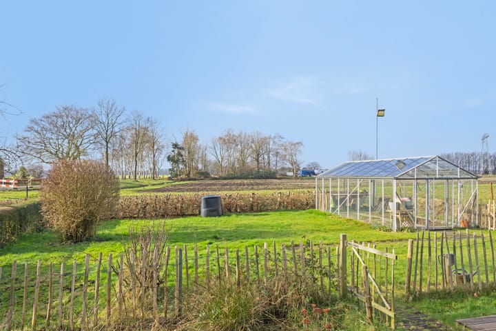 Photo 48 of Streek 9