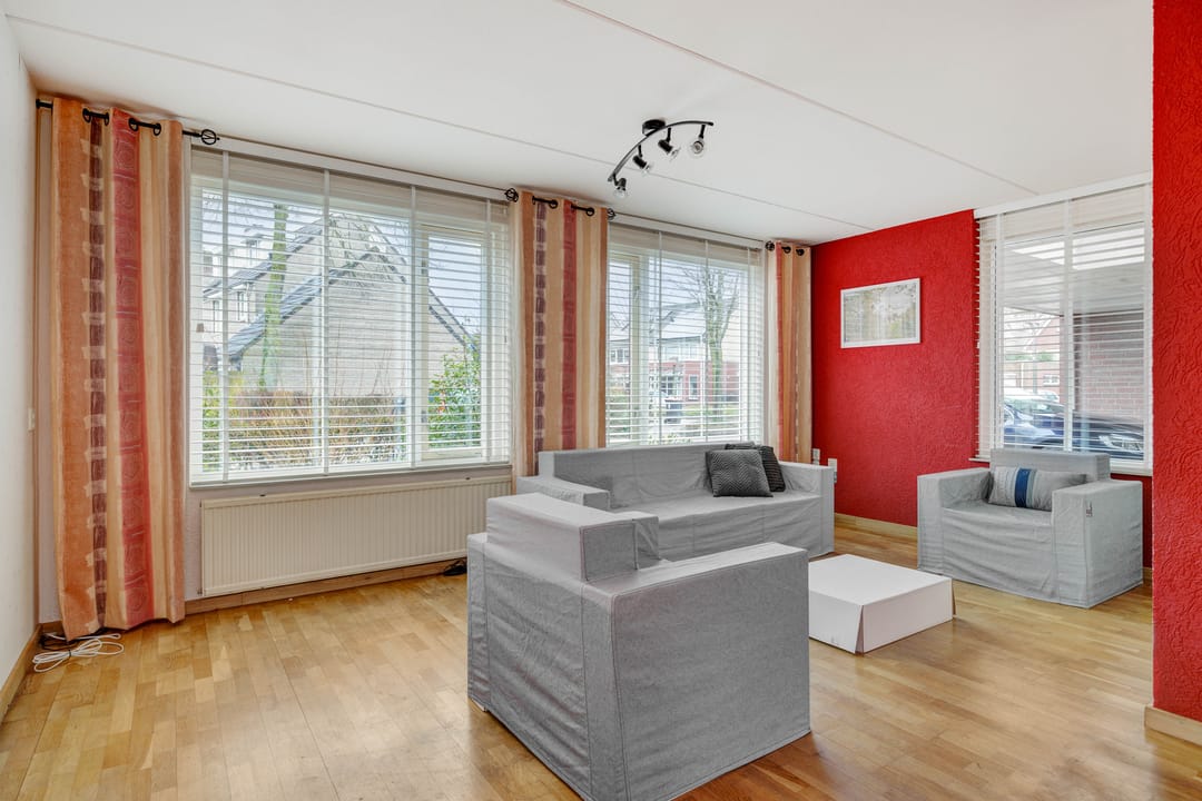 Foto 2 van Terpeborch 70