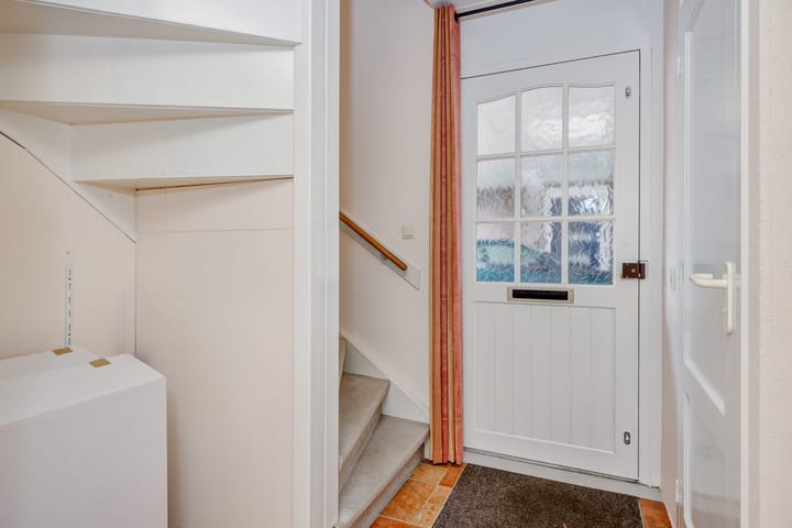 Foto 18 van Terpeborch 70