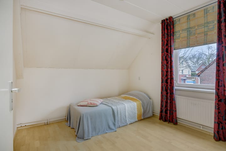 Foto 24 van Terpeborch 70