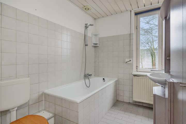 Foto 26 van Terpeborch 70