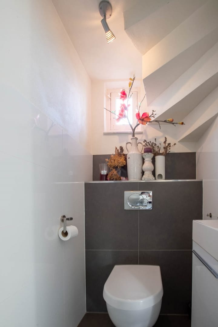 Foto 8 van Rolafseweg 9