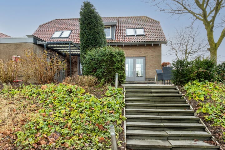 Foto 81 van Rolafseweg 9