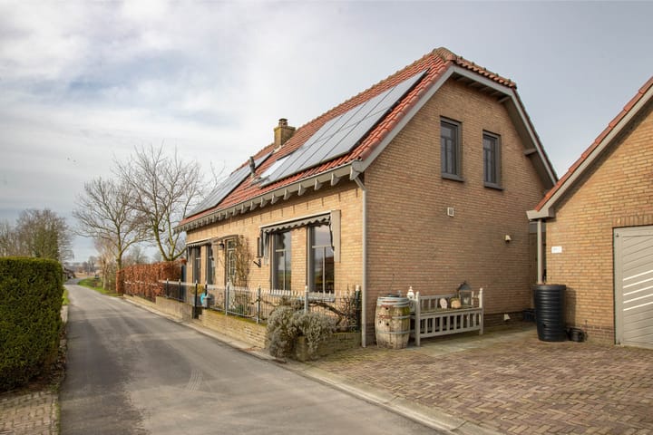 Foto 103 van Rolafseweg 9