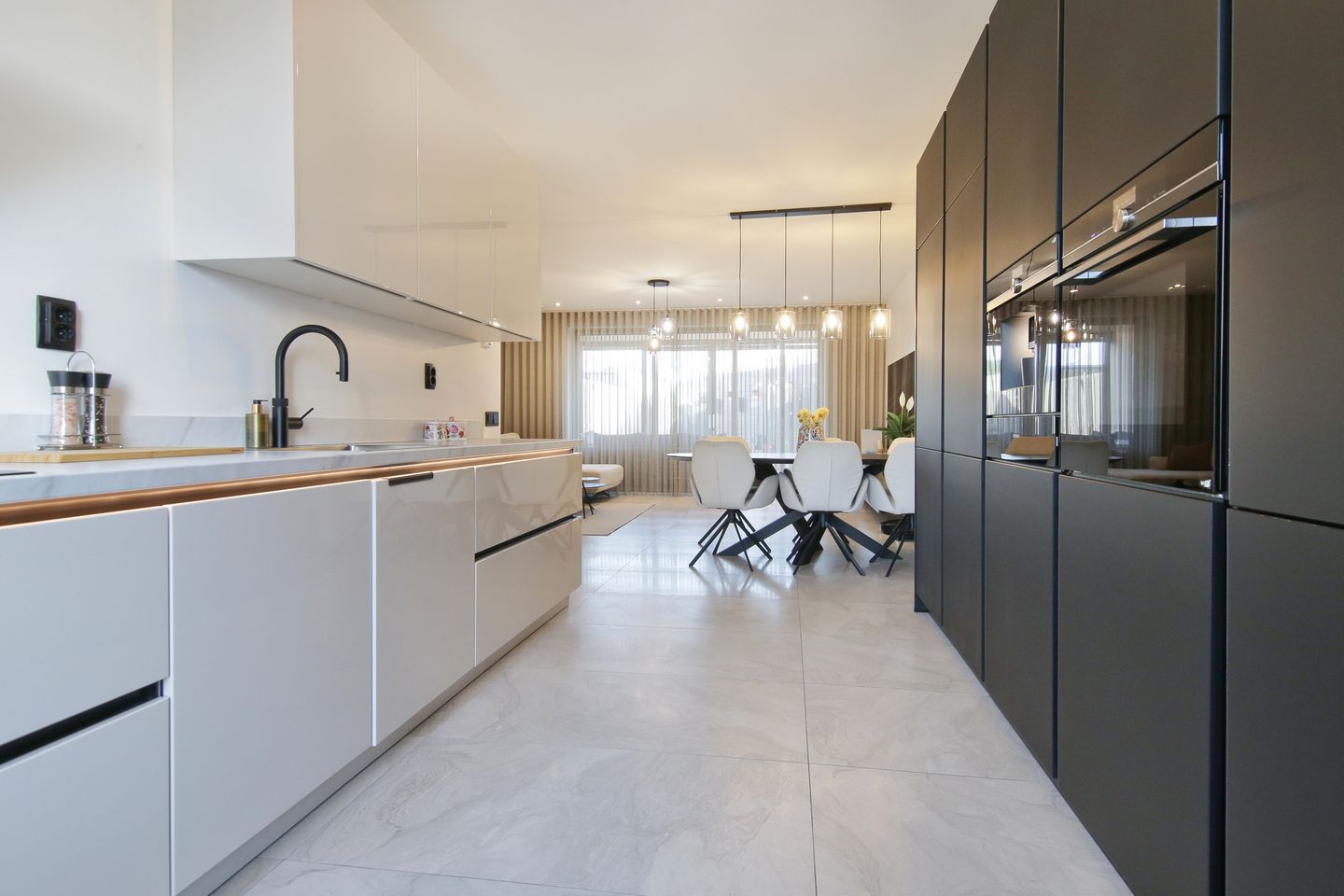 Foto 5 van Robert Kochstraat 53