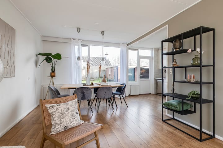 Photo 4 of Spiraeastraat 37