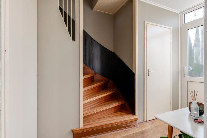 Photo 13 of Spiraeastraat 37