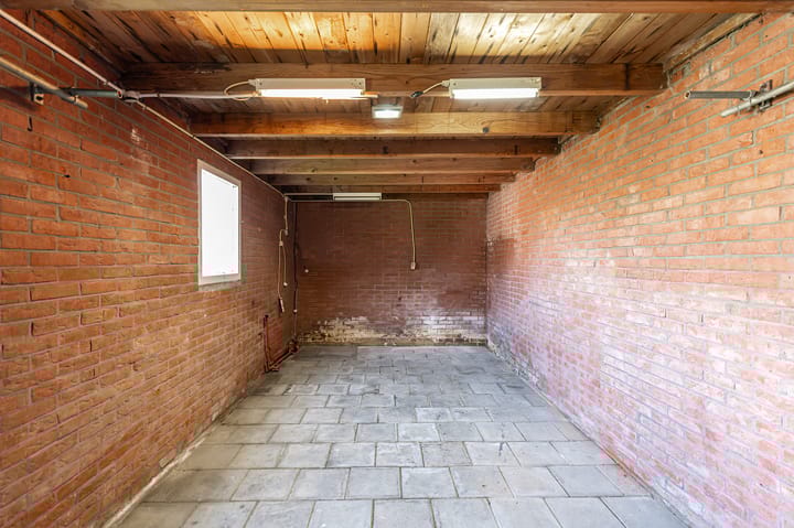 Photo 33 of Spiraeastraat 37