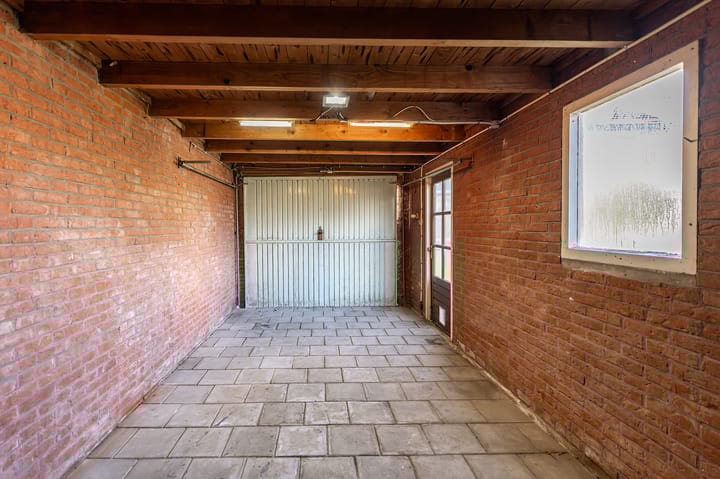 Photo 34 of Spiraeastraat 37