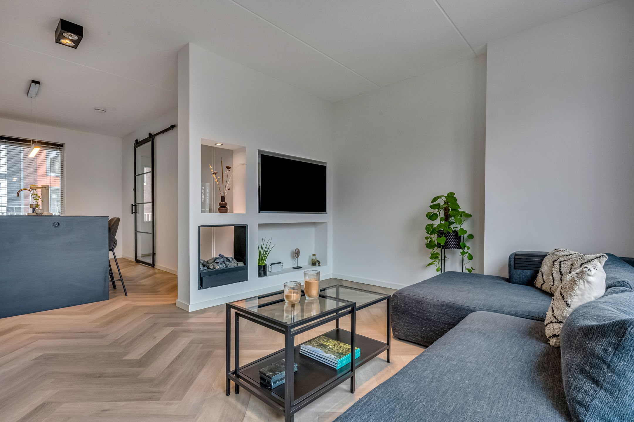 Foto 15 van Thoomesplein 32