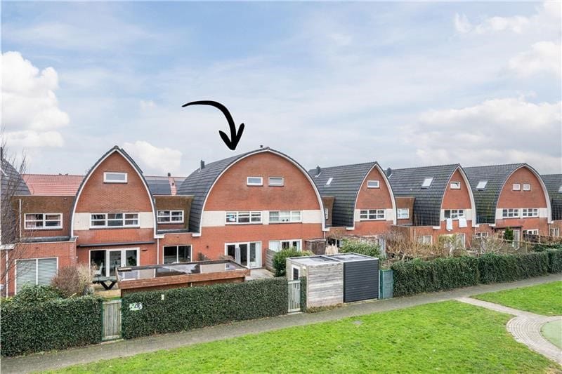 Foto 1 van J. Roodenburghstraat 27